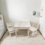 Silla junior y mesita cuadrada